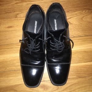 Johnston and Murphy black dress shoe
